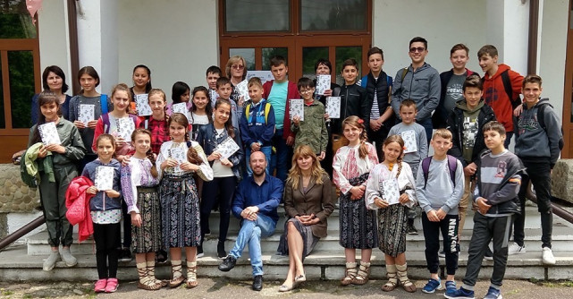 Caravana NESuPUSELOR, o aventură de basm față în față cu realitatea rurală românească