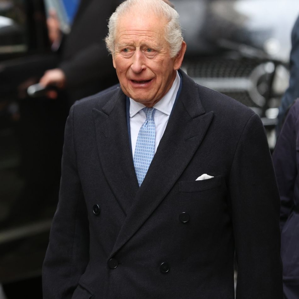 Regele Charles al III-lea, criticat în presa britanică în timpul vizitei oficiale din SUA: De câți ani nu i-a mai pe Archie și..