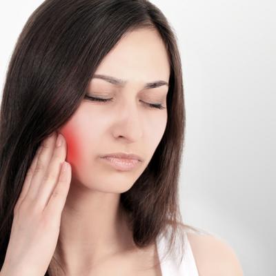 Stomatita aftoasă recurentă: tot ce trebuie să știi