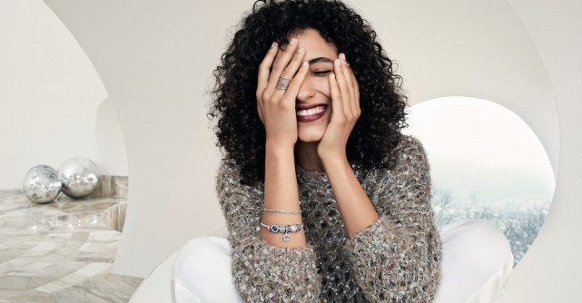 Strălucire de gheață cu noile bijuterii PANDORA