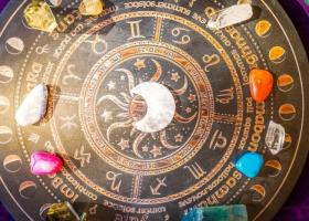 Horoscop Rune săptămâna 31 august-6 septembrie: Răbdarea ne este pusă la grea încercare! Efectele eclipsei încă se simt puternic