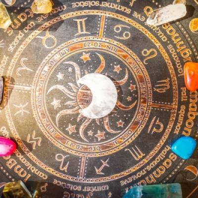 Horoscop Rune săptămâna 31 august-6 septembrie: Răbdarea ne este pusă la grea încercare! Efectele eclipsei încă se simt puternic