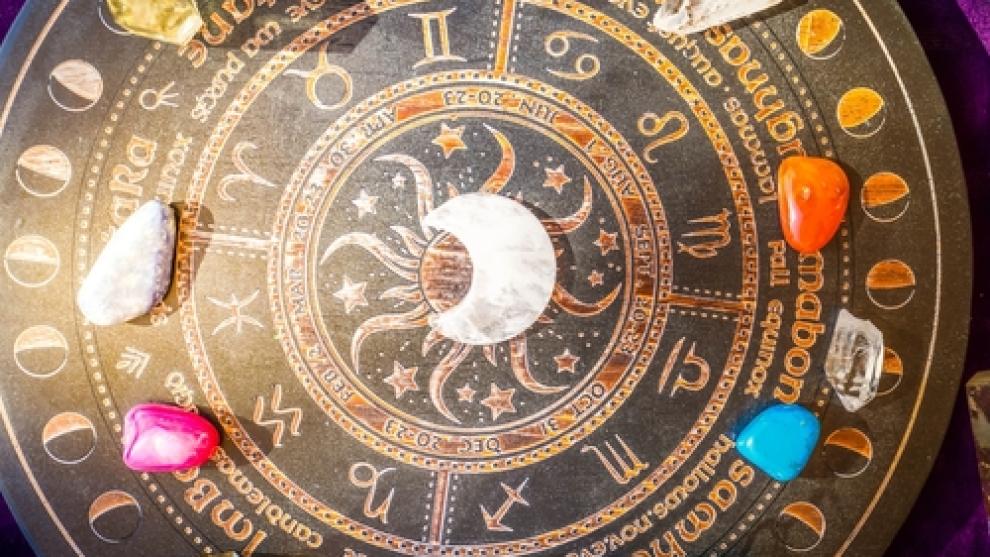 Horoscop Rune săptămâna 31 august-6 septembrie: Răbdarea ne este pusă la grea încercare! Efectele eclipsei încă se simt puternic