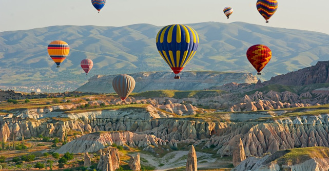 Căsătorește-te în Țara Basmelor din Turcia: Cappadocia