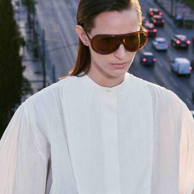 Summer in the city: Albul imaculat și ținutele monocrome sunt cel mai HOT, HOT, HOT trend al verii 