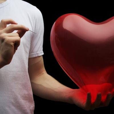 8 semne ca vrea sa te paraseasca