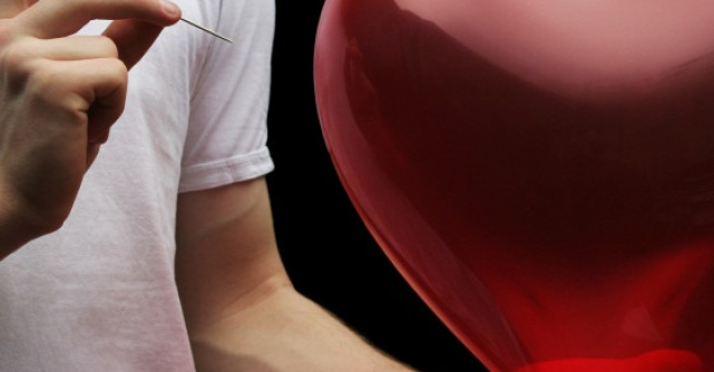 8 semne ca vrea sa te paraseasca