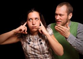 N-ați obosit să salvați bărbați?