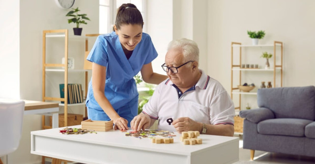 Alegerea unui cămin de bătrâni specializat în îngrijirea pacienților cu Alzheimer în București 