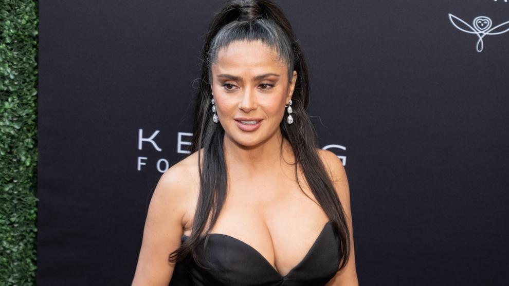 Salma Hayek a devenit bunică la 59 de ani! Primele imagini cu nepotul actriței
