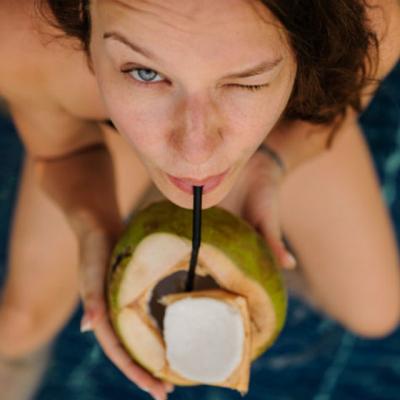 10 beneficii ale nucii de cocos. Este un fruct cu efecte miraculoase asupra organismului tau