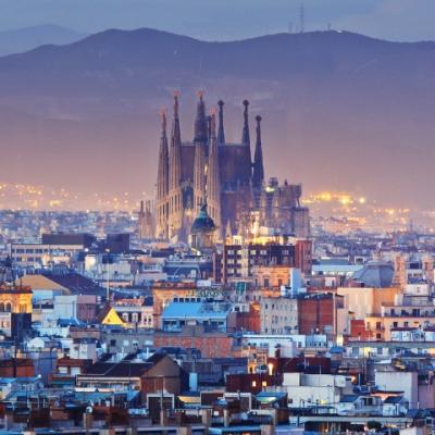 Barcelona dincolo de obiectivele celebre: experiențe pe care merită să le incluzi într-o escapadă în doi