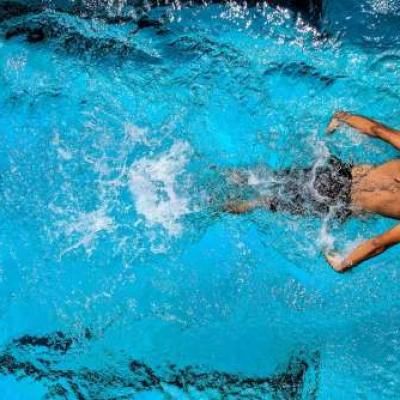 David Popovici scrie istorie: Calificare în prima finală la Campionatele Europene de Înot în bazin scurt