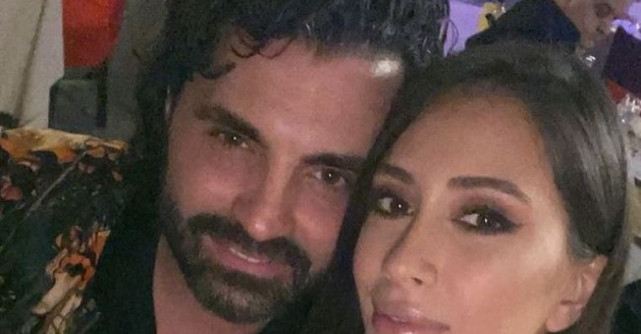 Pepe, așa cum nu l-ai mai văzut niciodată! Artistul și-a făcut apariția pe scenă alături de fiul lui nou-născut și de Rosa