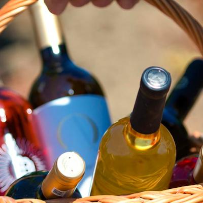 Ce au în comun cu România Francis Ford Coppola, Château Canon la Gaffeliere, Château Pavie Macquin, Château Prieure-Lichine? 