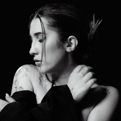 ADDA încheie 'Stările ADDEI – Vol. IV' cu o piesă manifest despre iubirea vindecătoare: 'Străine'