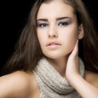 Practic: machiaj diafan a la Valentino 