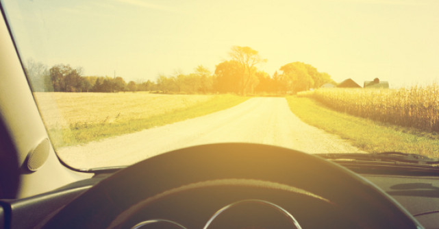 Inspaimantatoarea viata personala a lui Maxwell Sim