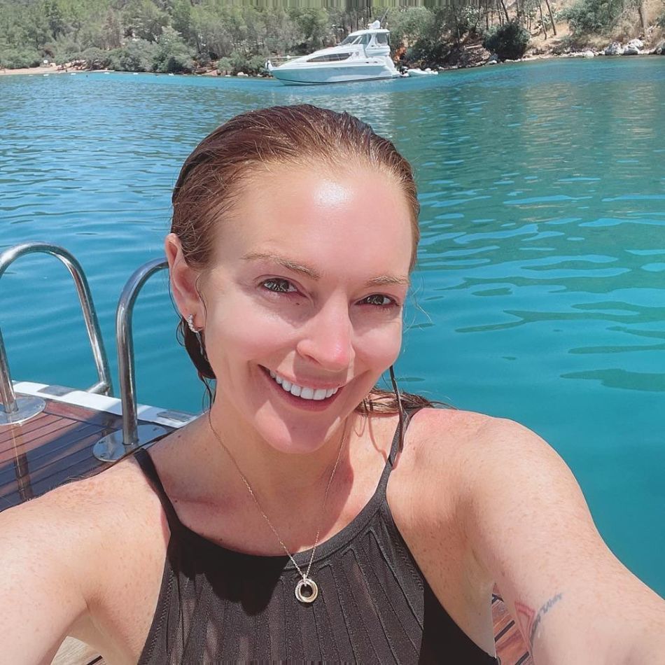 Lindsay Lohan a devenit mămică pentru prima oară! Ce nume special a ales pentru fiul său?