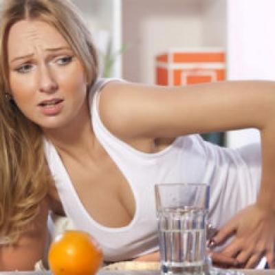 Tratamente naturiste pentru durerile de burta