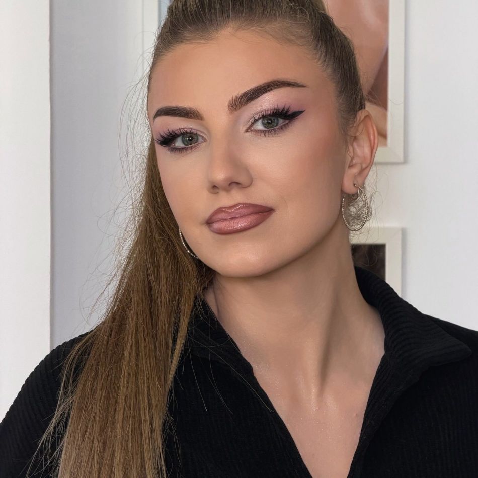 Prima reacție a Codruței Filip după divorțul de Valentin Sanfira: Nimeni nu joacă mai bine rolul de victimă…