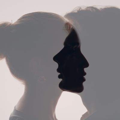 De ce fug bărbații de femeile puternice?