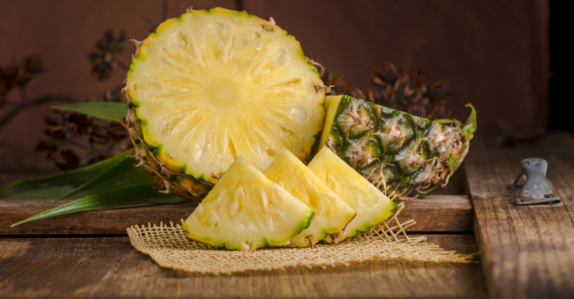 Cum să mănânci un ananas întreg fără probleme. Sfaturi pentru a scăpa de aciditatea lui