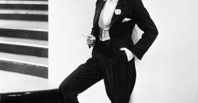 4 carti scrise de femei sub pseudonime masculine