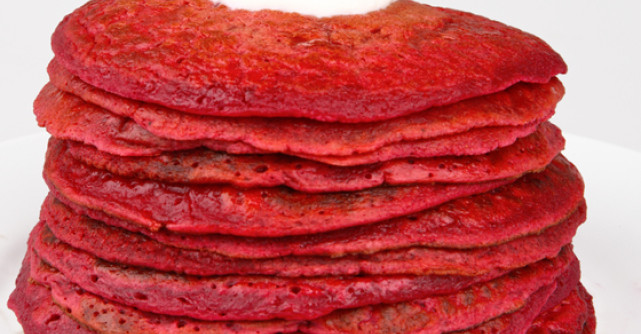 Retete dietetice: Clatite americane cu SFECLA ROSIE