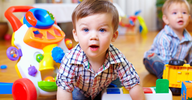 Cum îi vorbim copilului: așa DA, așa NU