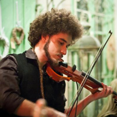 S-a lansat Gabroveni 24 - Fashion. Art. Flowers.