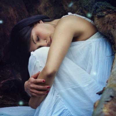 Cum poți elibera o minte copleșită de gânduri?