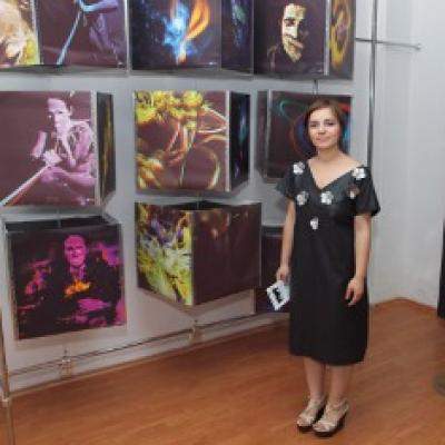 Foto: Expozitia Personal light by Alina Ene