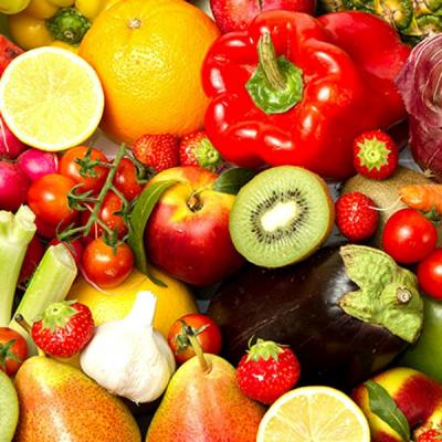 10 motive stiintifice care te vor convinge sa introduci mai multe alimente crude in alimentatia zilnica