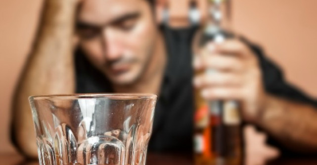 67% dintre tineri sub asediul viciilor