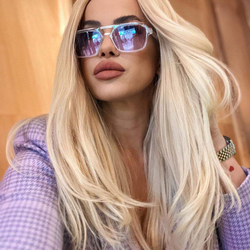 Ce spune Evelin, fiica Andei Adam, despre nunta mamei sale: M-a bufnit un pic plânsul...