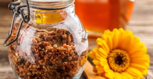 Propolisul si galbenelele, combinatia ideala contra durerilor in gat