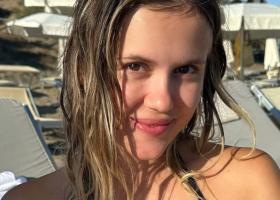 Naștere ca în filme pentru Emily Burghelea. A adus pe lume al treilea copil în doar 12 minute
