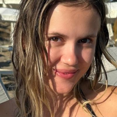 Naștere ca în filme pentru Emily Burghelea. A adus pe lume al treilea copil în doar 12 minute