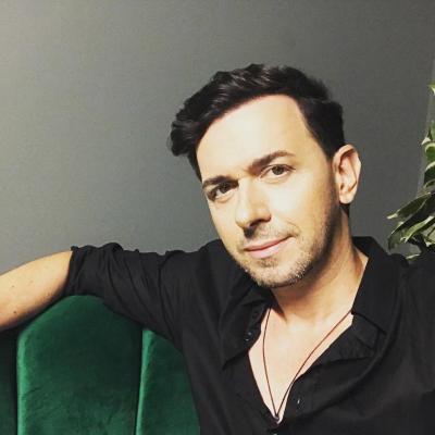 Keo și-a sărbătorit ziua de naștere în Grecia, cu familia. Artistul a împlinit 48 de ani într-un cadru de vis
