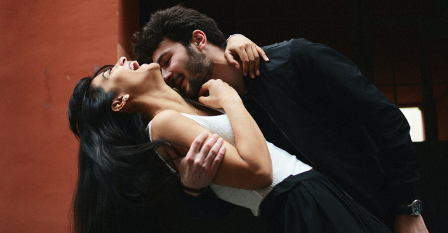 Cea mai frumoasa relatie a vietii tale va fi cu un Berbec, un Leu sau un Sagetator 