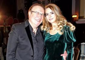 Văduva lui Gabriel Cotabiță, implicată într-un dosar de proxenetism. Percheziții în două saloane de masaj erotic din Capitală
