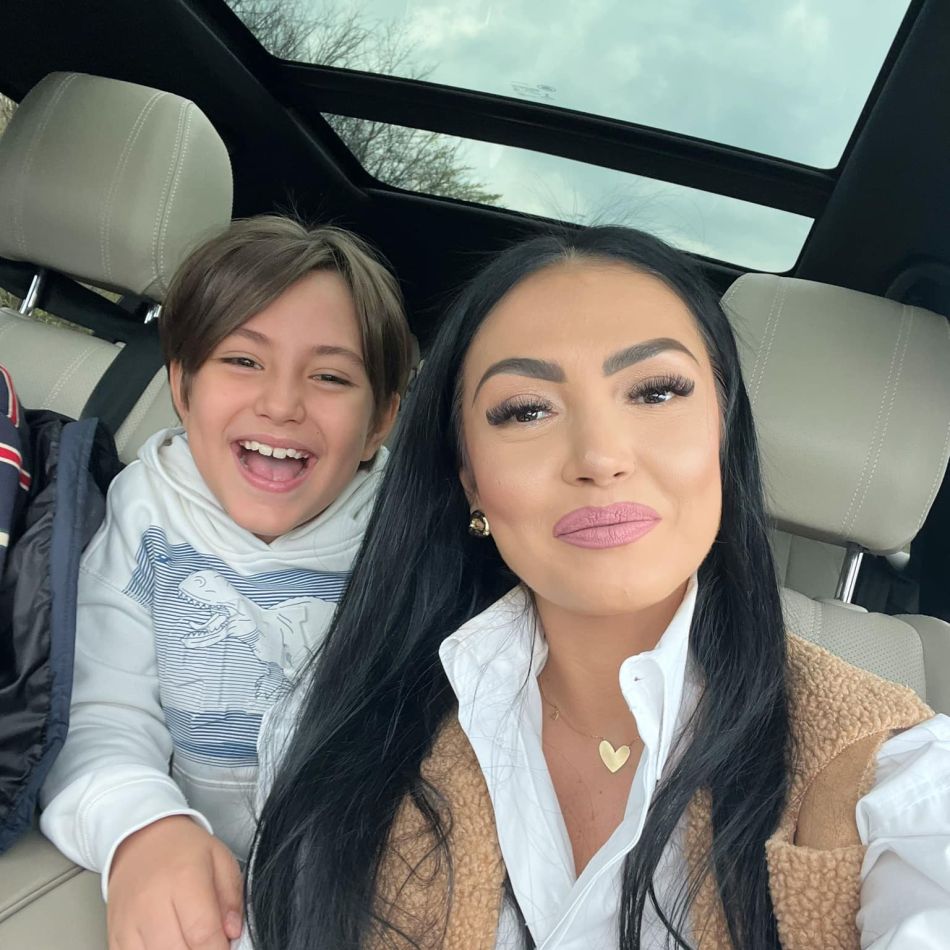 Andreea Mantea și David, aventura vieții lor în Bali! Cum se distrează prezentatoarea tv?