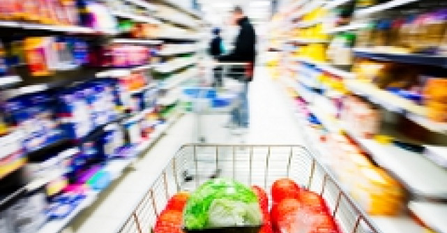 Sute de produse cu preturi mici de Pasti, la Billa