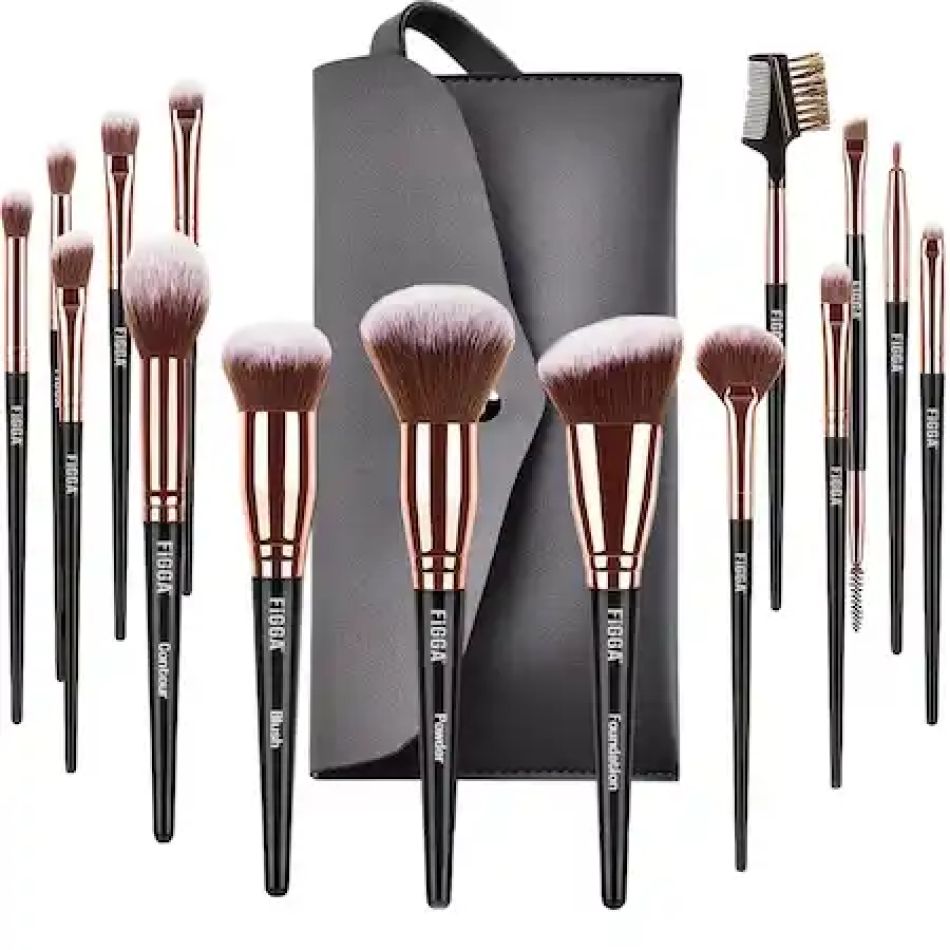 Pensule de machiaj de nelipsit din trusa ta cosmetică