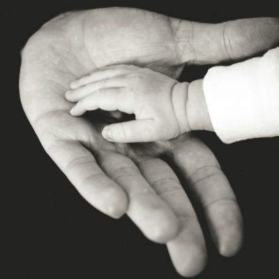 Niciodata ura nu pune capat urii, ci dragostea