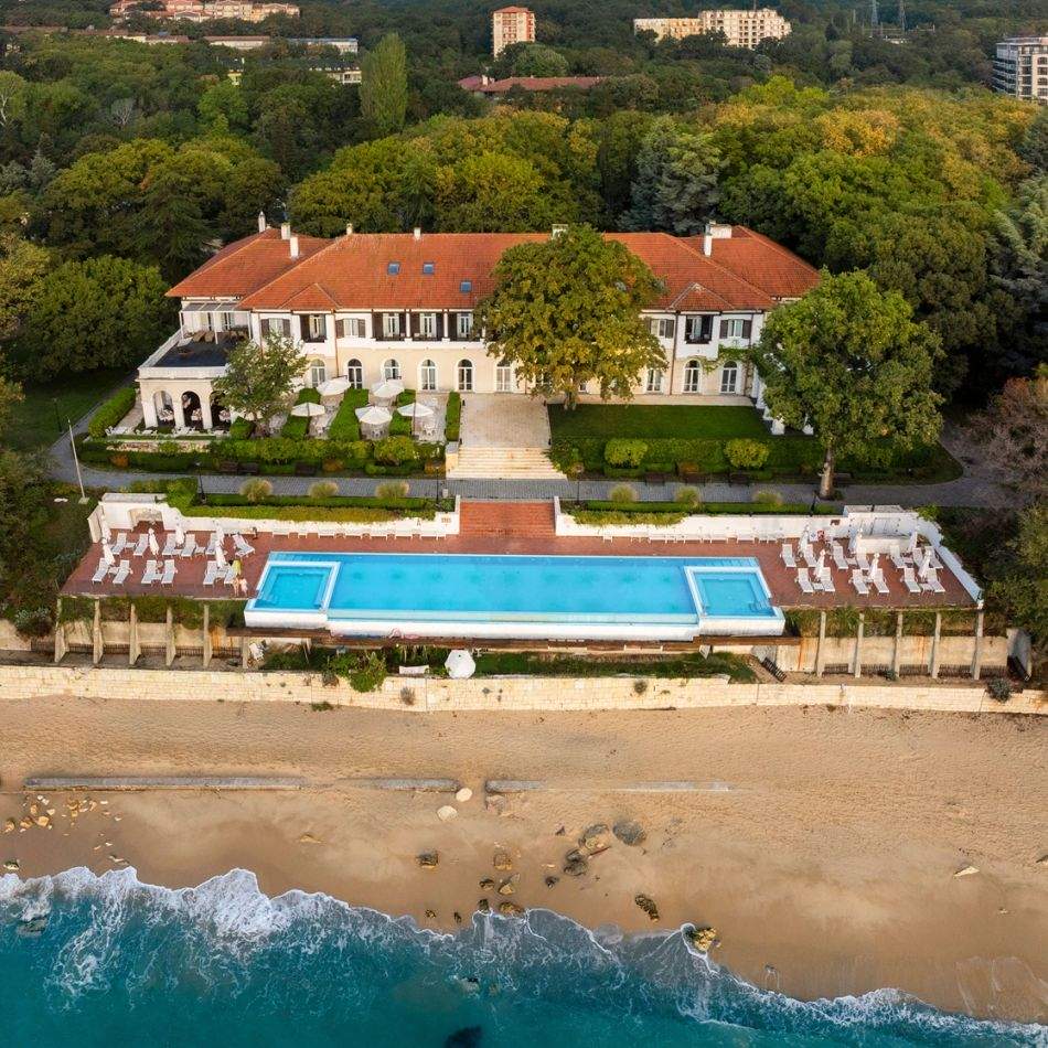 Cea mai bună idee pentru vacanța de vară pe malul Mării Negre. De la experiențe ultra-luxury la concedii accesibile în familie