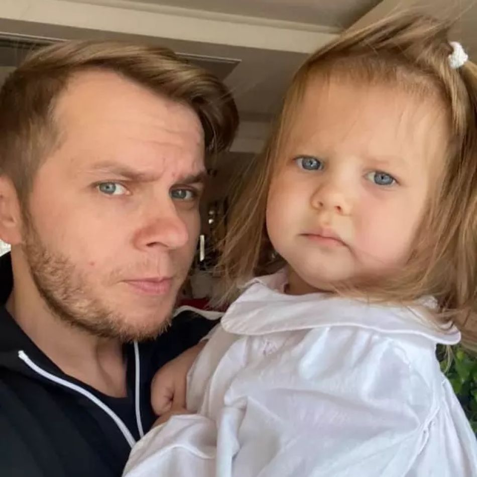 Codin Maticiuc, întâlnire cu soacra sa, care vinde flori în centrul Capitalei: Cum să aduci flori la florăreasă...