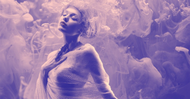 Întotdeauna urmează ceva mai bun. Zâmbește! Universul se gândește la tine