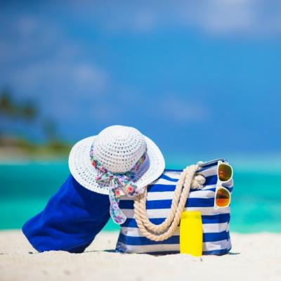 Baga soarele si marea in geanta ta de plaja!